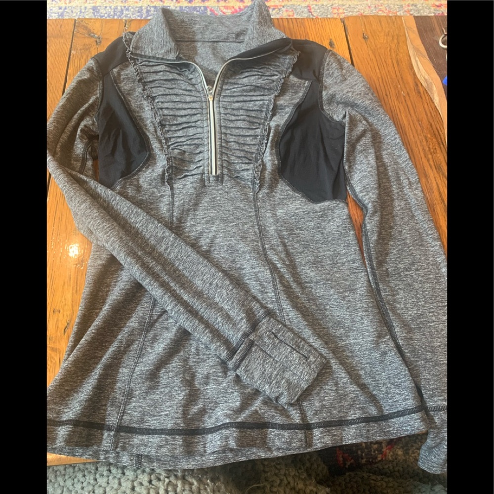 Lululemon 1/4 zip long sleeve
